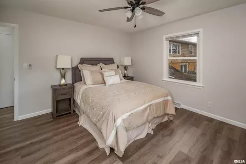 2508 2nd St, Moline, IL 61265 photo 9