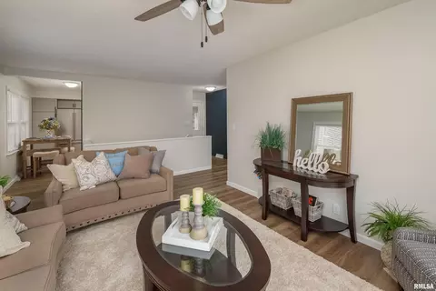 2508 2nd St, Moline, IL 61265 photo 4