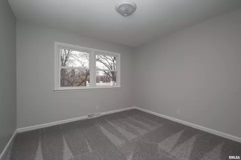 2508 2nd St, Moline, IL 61265 photo 15