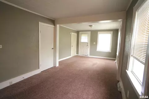 149 4th St, Silvis, IL 61282 photo 19