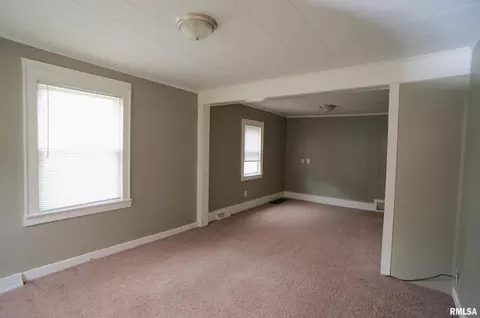 149 4th St, Silvis, IL 61282 photo 20