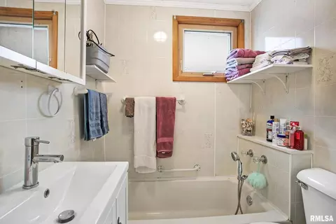 1616 15th Ave, Moline, IL 61265 photo 15