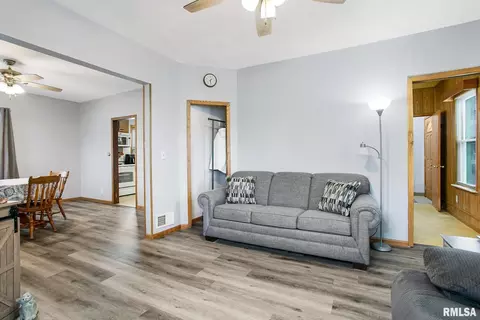 1616 15th Ave, Moline, IL 61265 photo 9