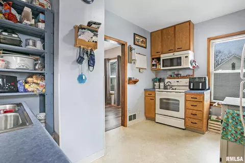 1616 15th Ave, Moline, IL 61265 photo 12