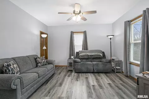 1616 15th Ave, Moline, IL 61265 photo 7