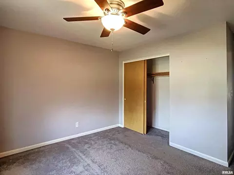 940 17th St #9, Moline, IL 61265 photo 6