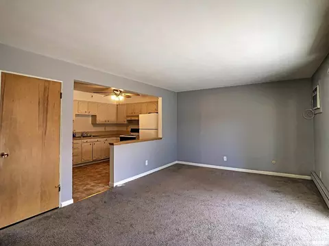 940 17th St #9, Moline, IL 61265 photo 3