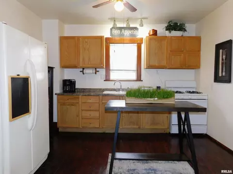 1541 29th Ave, Moline, IL 61265 photo 9