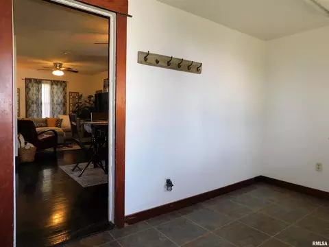 1541 29th Ave, Moline, IL 61265 photo 10