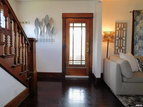 1541 29th Ave, Moline, IL 61265 photo 2