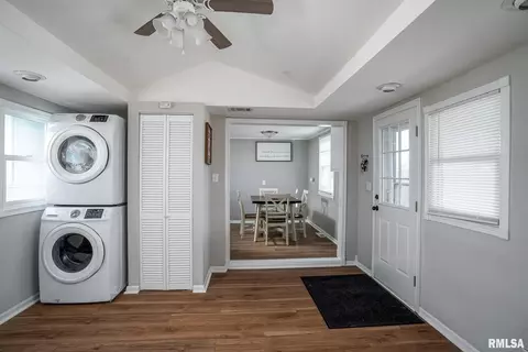 2310 8th St, Silvis, IL 61282 photo 9
