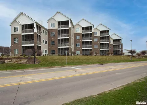 4036 River Dr #4D, Moline, IL 61265 photo 25
