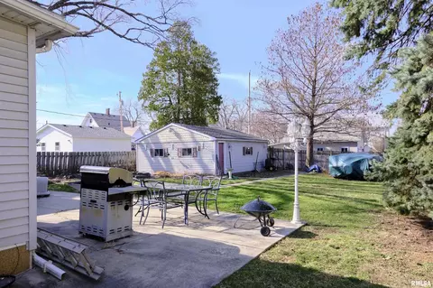 1541 13th Ave, Moline, IL 61265 photo 8