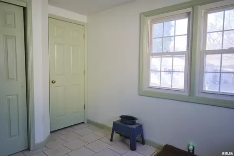 1541 13th Ave, Moline, IL 61265 photo 10