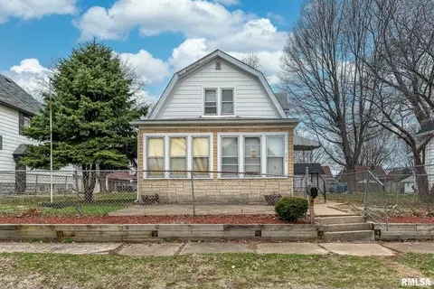 239 45th St, Moline, IL 61265 photo 1