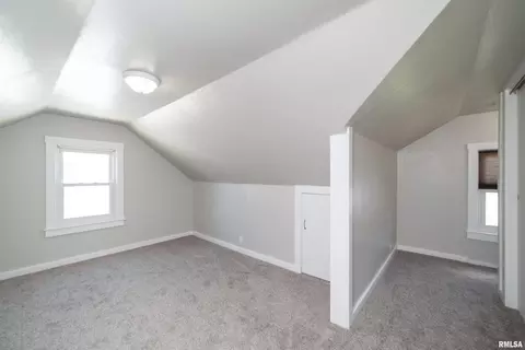 2344 28th St, Moline, IL 61265 photo 15