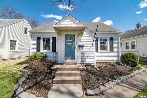 2344 28th St, Moline, IL 61265 photo 1