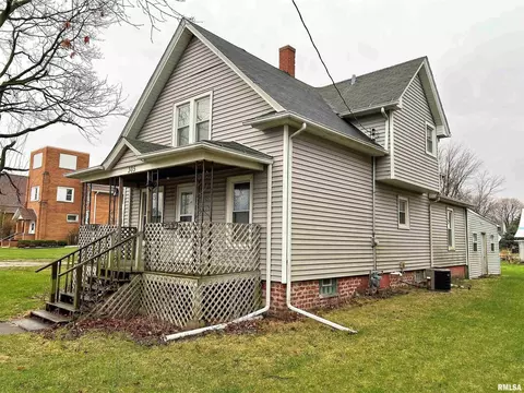 305 Main St, Osco, IL 61274 photo 2