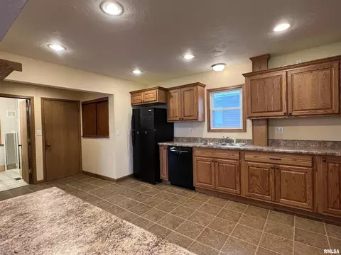 305 Main St, Osco, IL 61274 photo 13