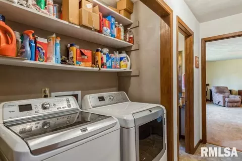 3015 36th St, Moline, IL 61265 photo 12