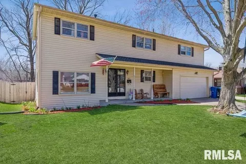 3015 36th St, Moline, IL 61265 photo 1