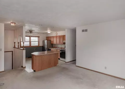 3409 34th Ave, Moline, IL 61265 photo 6