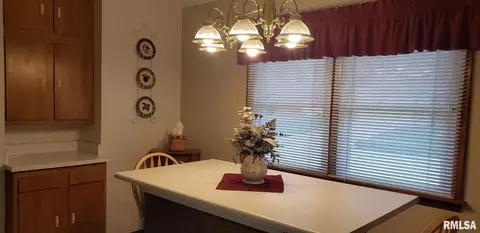 4316 36th Ave, Moline, IL 61265 photo 8