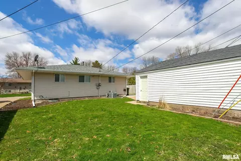 4608 50th St, Moline, IL 61265 photo 25