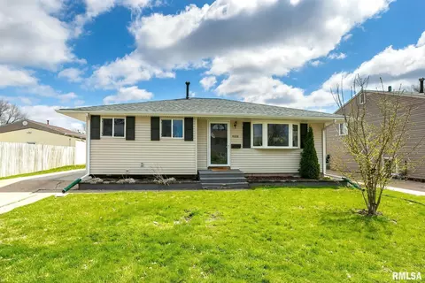 4608 50th St, Moline, IL 61265 photo 1