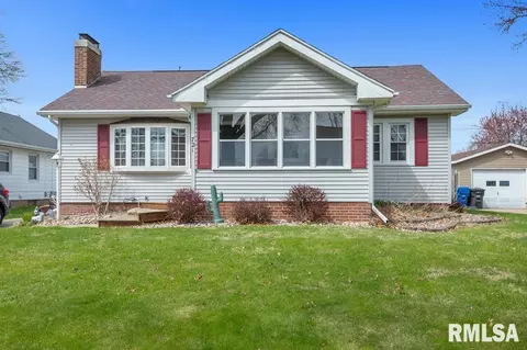 721 26th Ave, Moline, IL 61265 photo 1