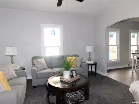 1548 29th Ave, Moline, IL 61265 photo 5