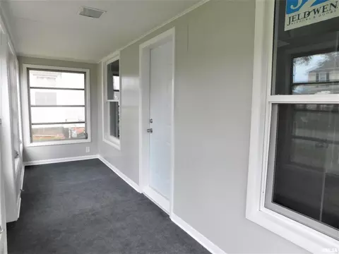 1548 29th Ave, Moline, IL 61265 photo 2