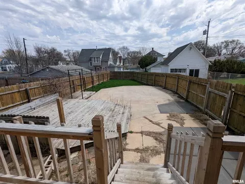 1708 16th St, Moline, IL 61265 photo 3