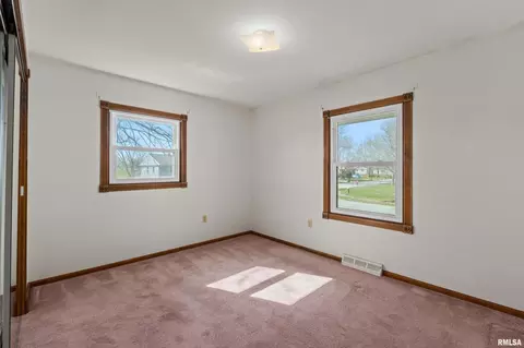 800 4th Ave E, Milan, IL 61264 photo 10