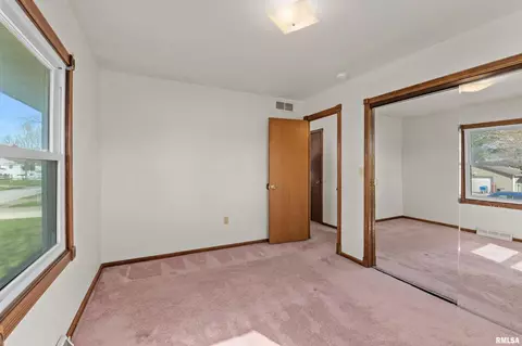 800 4th Ave E, Milan, IL 61264 photo 12