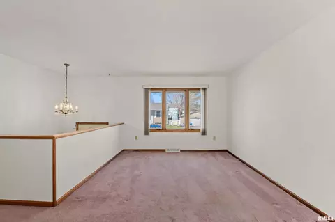 800 4th Ave E, Milan, IL 61264 photo 5