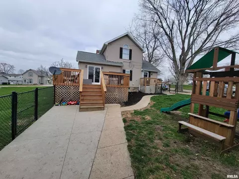 902 13th St, Fulton, IL 61252 photo 28