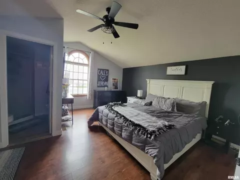 902 13th St, Fulton, IL 61252 photo 15