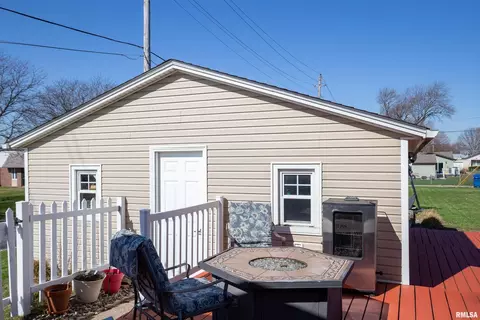 630 17th St, Silvis, IL 61282 photo 30