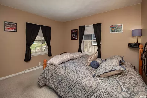 630 17th St, Silvis, IL 61282 photo 15