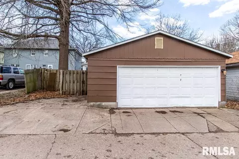 1128 25th St, Moline, IL 61265 photo 7
