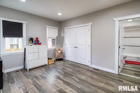1128 25th St, Moline, IL 61265 photo 15