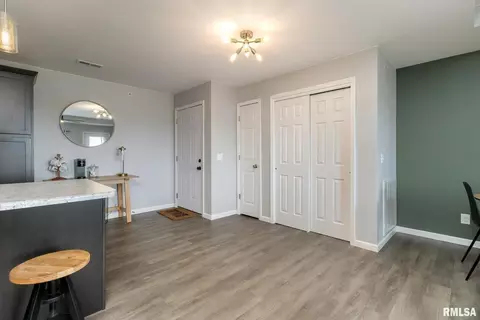 300 E Franklin St #204, Eldridge, IA 52748 photo 11