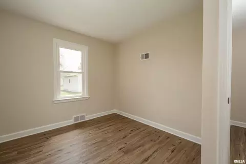 4510 22nd Ave, Moline, IL 61265 photo 10