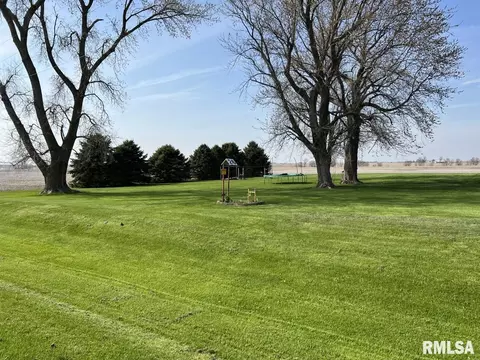 665 Knox Hwy 35, Oneida, IL 61467 photo 7