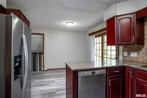 3404 11th Ave, Moline, IL 61265 photo 5