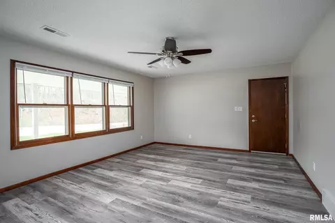 3404 11th Ave, Moline, IL 61265 photo 20