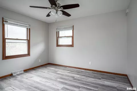 3404 11th Ave, Moline, IL 61265 photo 12