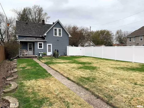 404 24th Ave, Moline, IL 61265 photo 17