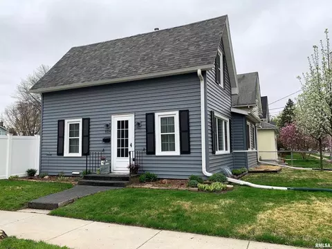 404 24th Ave, Moline, IL 61265 photo 1